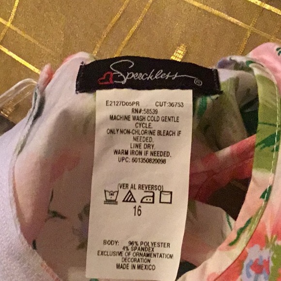 Kid Dress - Picture 4 of 4